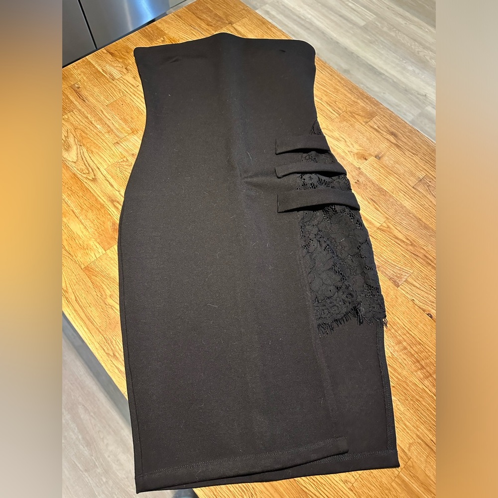 Black Strapless Lurelly Dress